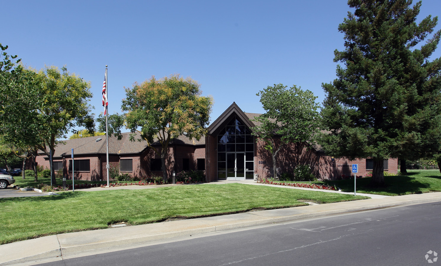 3100 Beacon Blvd, West Sacramento, CA 95691 - Office for Sale | LoopNet