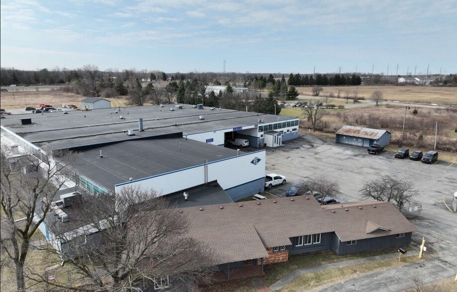 4500 E Grand River Ave, Howell, MI for sale - Aerial - Image 3 of 16