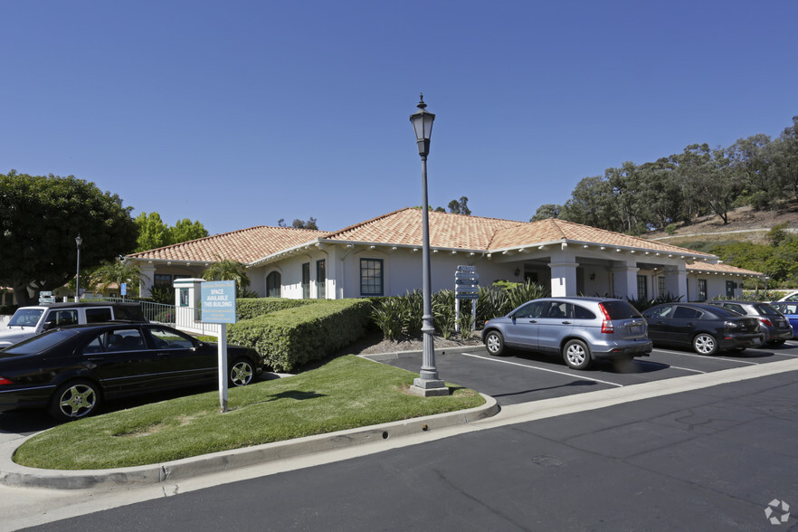 30290 Rancho Viejo Rd, San Juan Capistrano, CA for lease - Primary Photo - Image 1 of 3