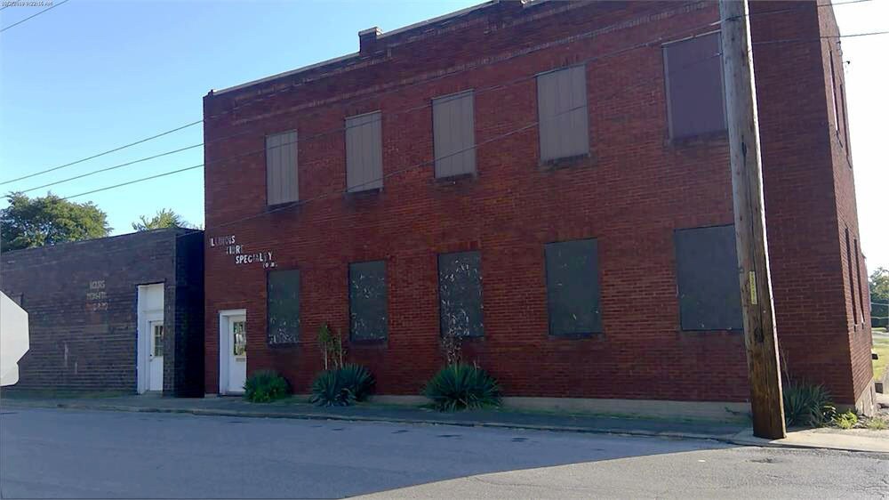 204 McCreary St, Fort Branch, IN for sale Primary Photo- Image 1 of 1