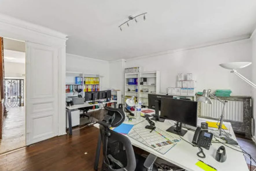 34 Rue Du Général Delestraint, Paris for lease Interior Photo- Image 1 of 9