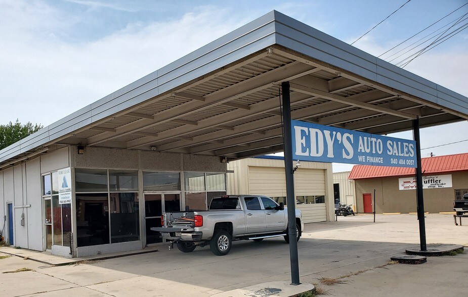 720 S Locust St, Denton, TX for sale - Building Photo - Image 1 of 9