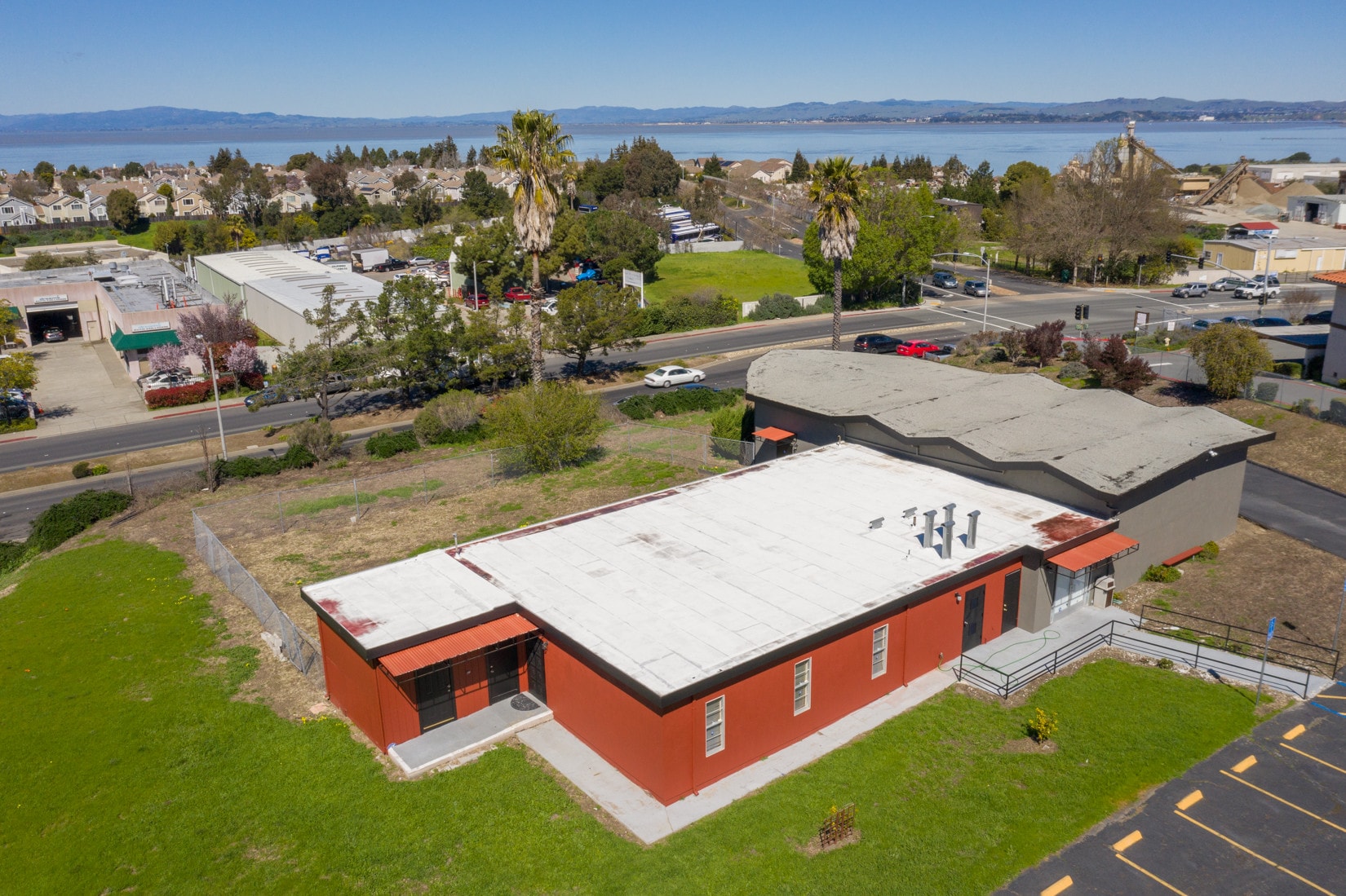 725 San Pablo Ave, Pinole, CA for lease Primary Photo- Image 1 of 20