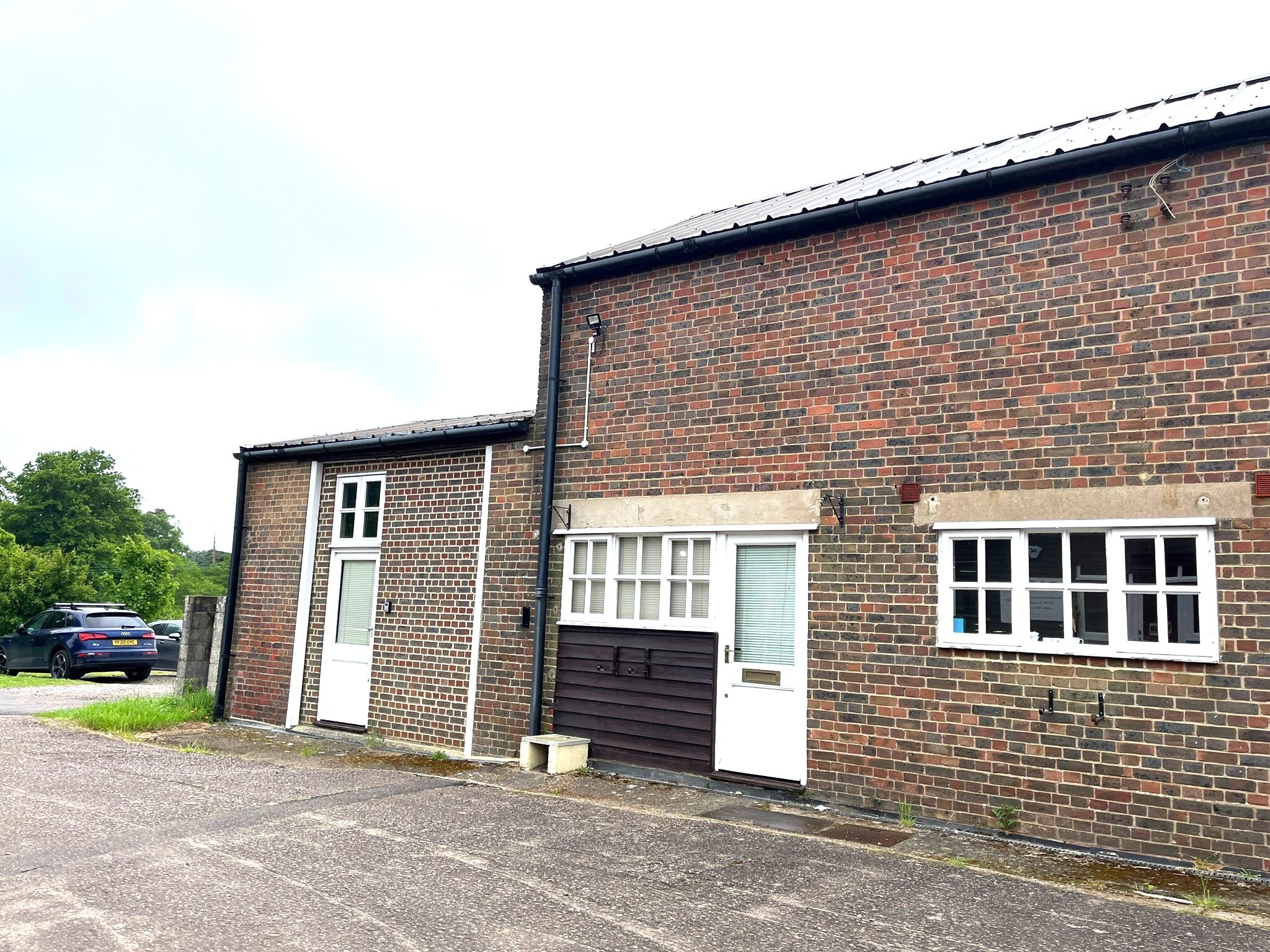 London Road, Haywards Heath for lease Primary Photo- Image 1 of 4