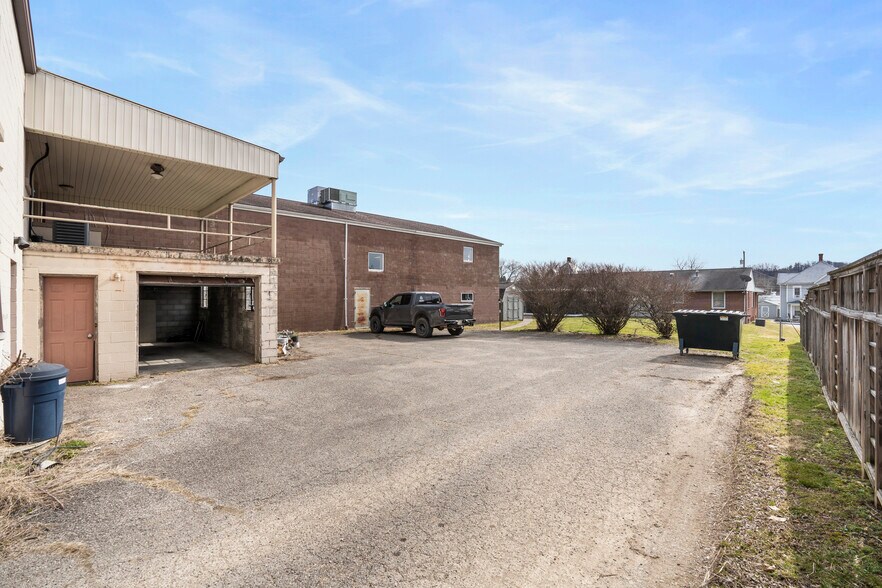 600 E Main St, Harrisville, WV 26362 Office for Sale