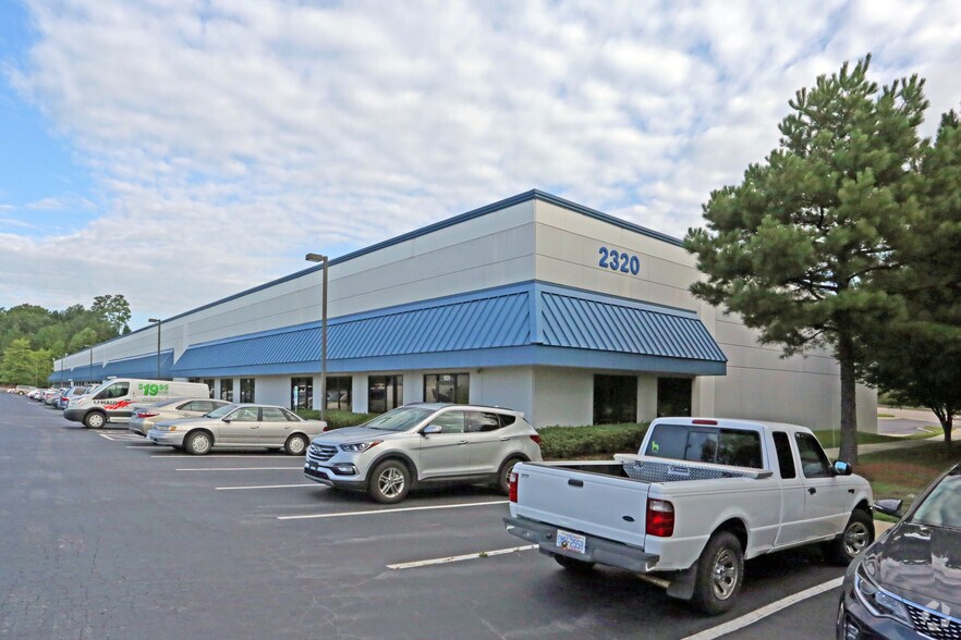 2320 Presidential Dr, Durham, NC for lease - Primary Photo - Image 1 of 10
