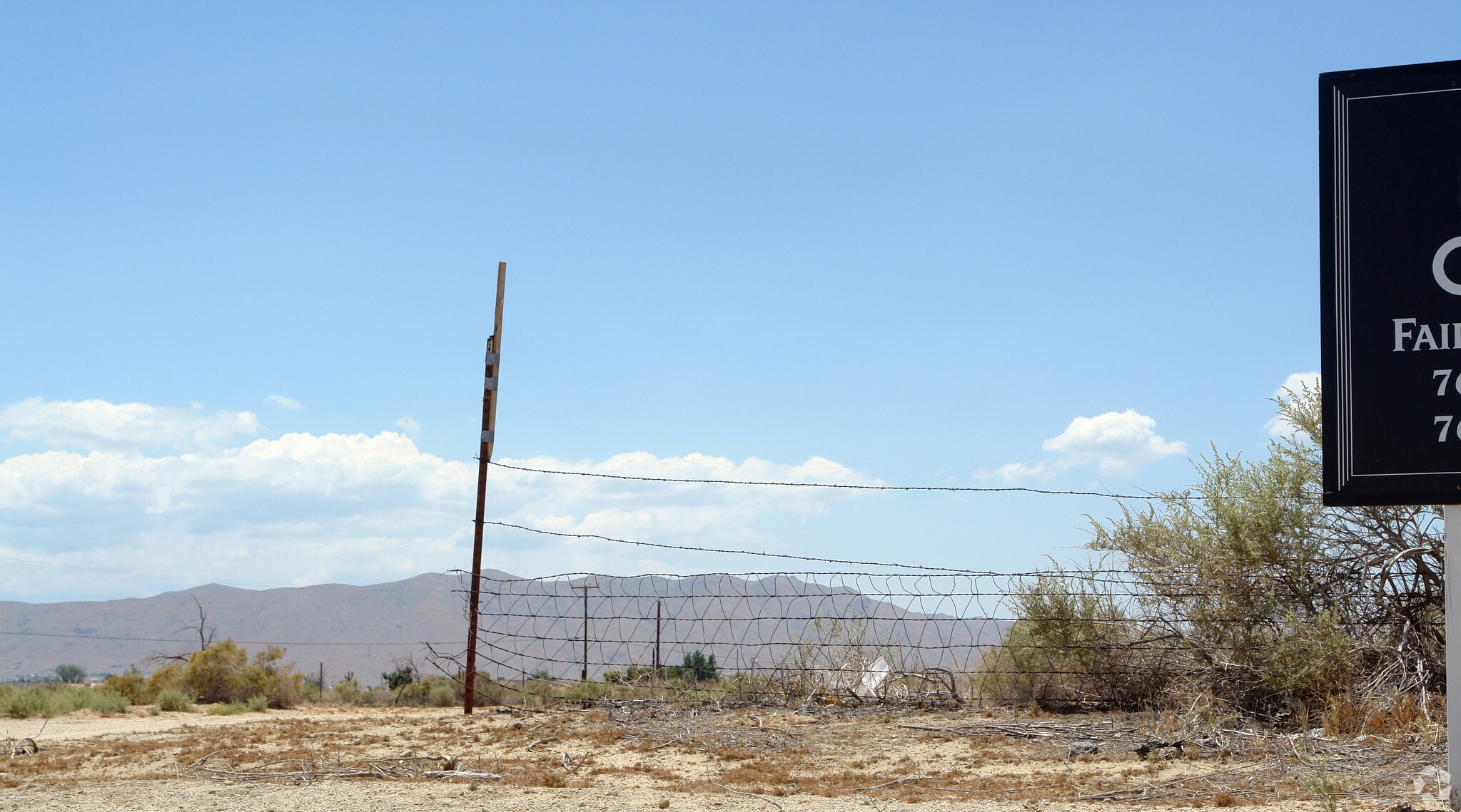 19455 Bear Valley Rd, Apple Valley, CA for sale Primary Photo- Image 1 of 1