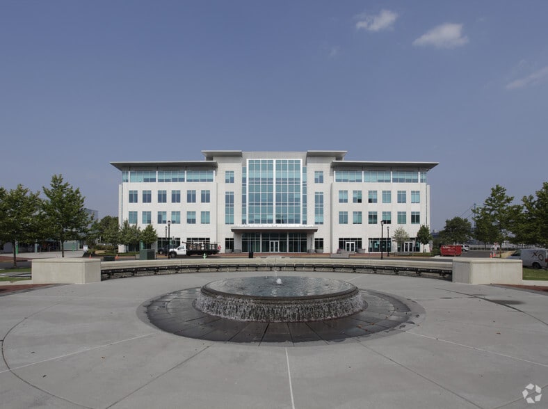 2 Aquarium Dr, Camden, NJ for lease - Building Photo - Image 3 of 7