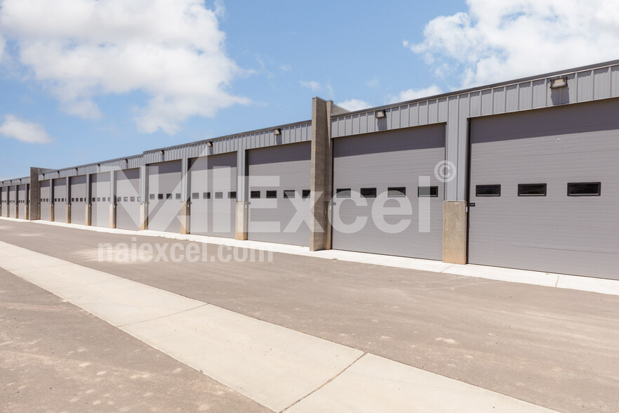 881 Aviation -1, Cedar City, UT for sale - Building Photo - Image 1 of 4