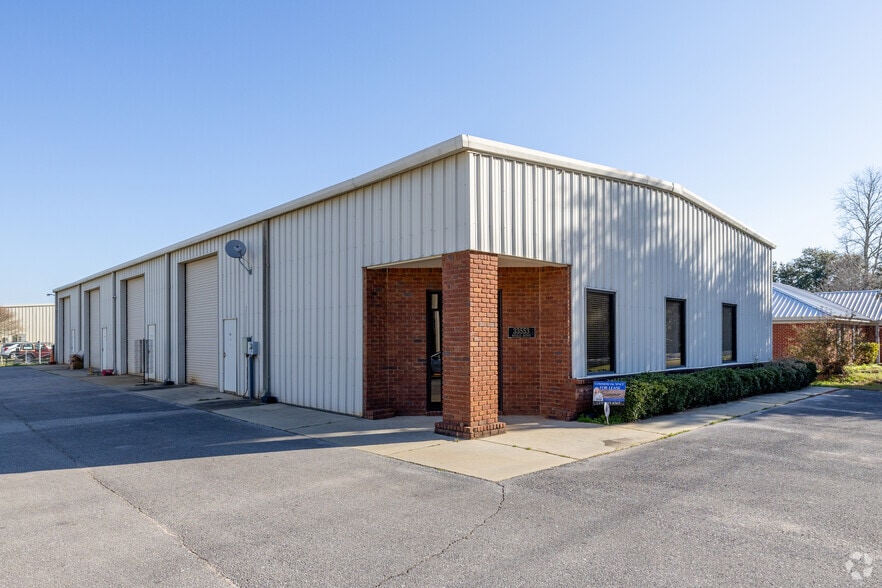 33553 Rosalia Ave, Lillian, AL for lease - Building Photo - Image 1 of 8