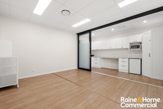 1 Patricks Rd, Arana Hills for lease Interior Photo- Image 2 of 5
