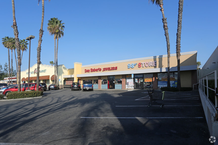 1619-1629 17th St, Santa Ana, CA for lease - Building Photo - Image 2 of 2