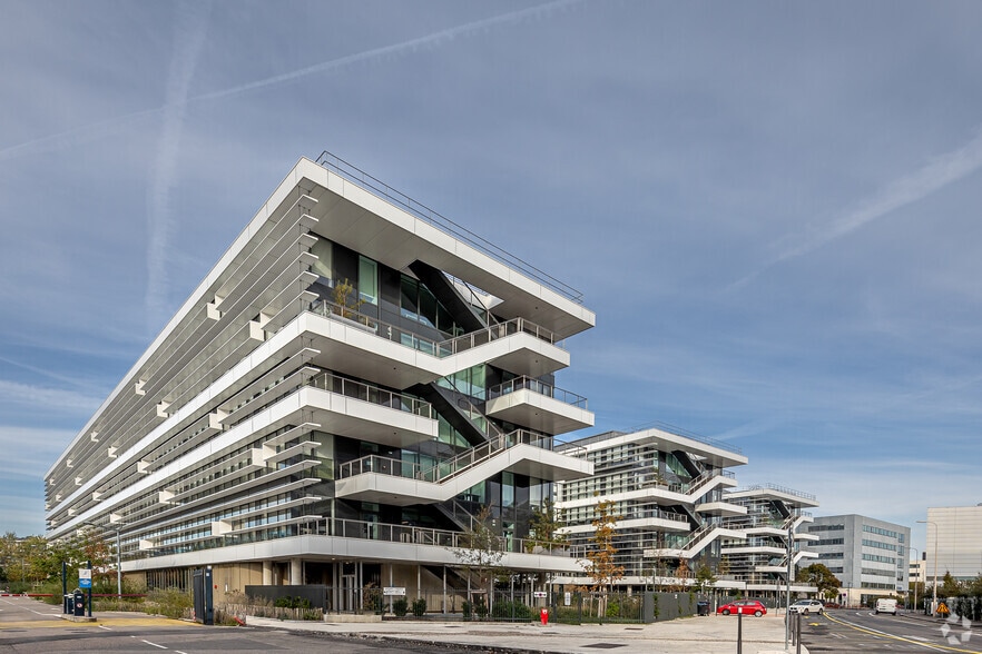 6 Rue Alexander Fleming, Lyon for lease - Primary Photo - Image 1 of 6