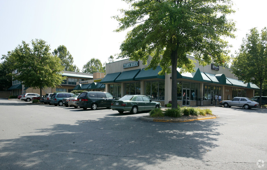 9409-9413 Burke Lake Rd, Burke, VA for lease - Primary Photo - Image 1 of 2