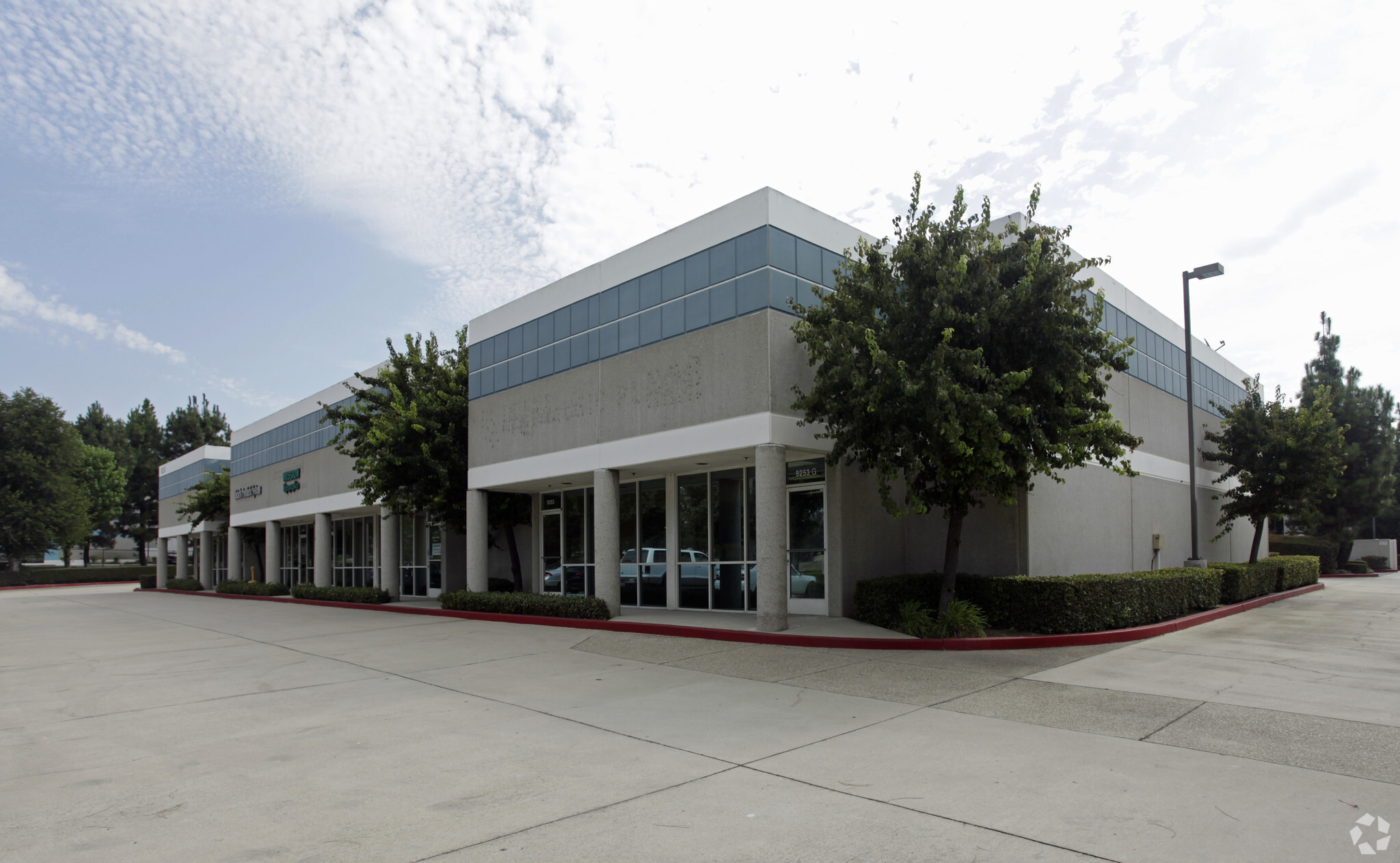 9253 Hermosa Ave, Rancho Cucamonga, CA for lease Building Photo- Image 1 of 10