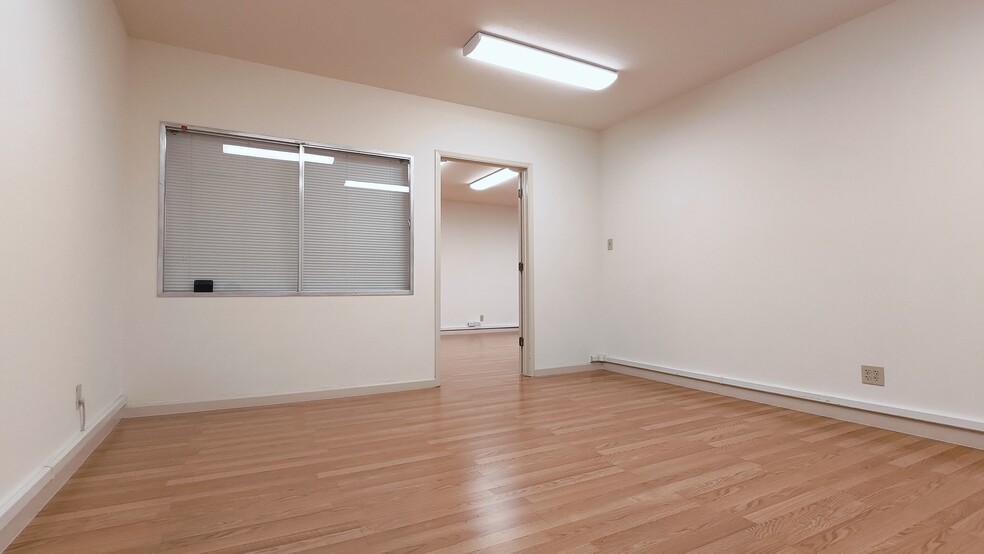 257 Castro St, Mountain View, CA for lease - Interior Photo - Image 3 of 10