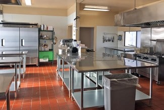 More details for 2818 Macarthur Blvd, Oakland, CA - Retail for Sale