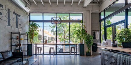 51 NE 24th St, Miami, FL for lease Interior Photo- Image 1 of 9