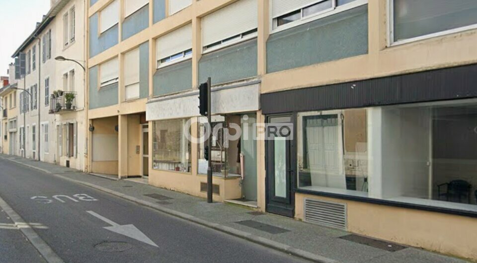 Retail in Pau for sale - Building Photo - Image 1 of 1