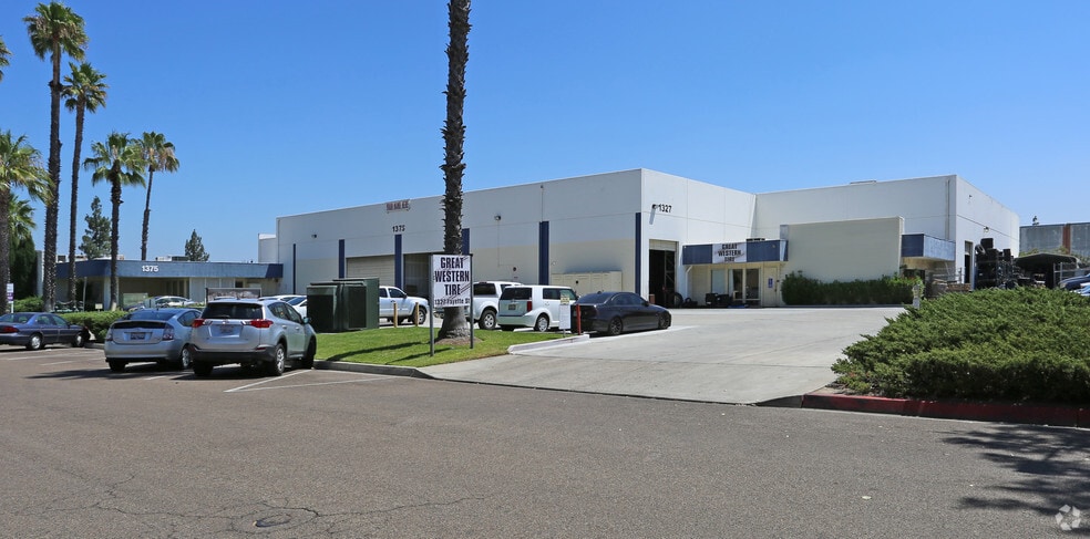 1327-1375 Fayette St, El Cajon, CA for lease - Primary Photo - Image 1 of 6