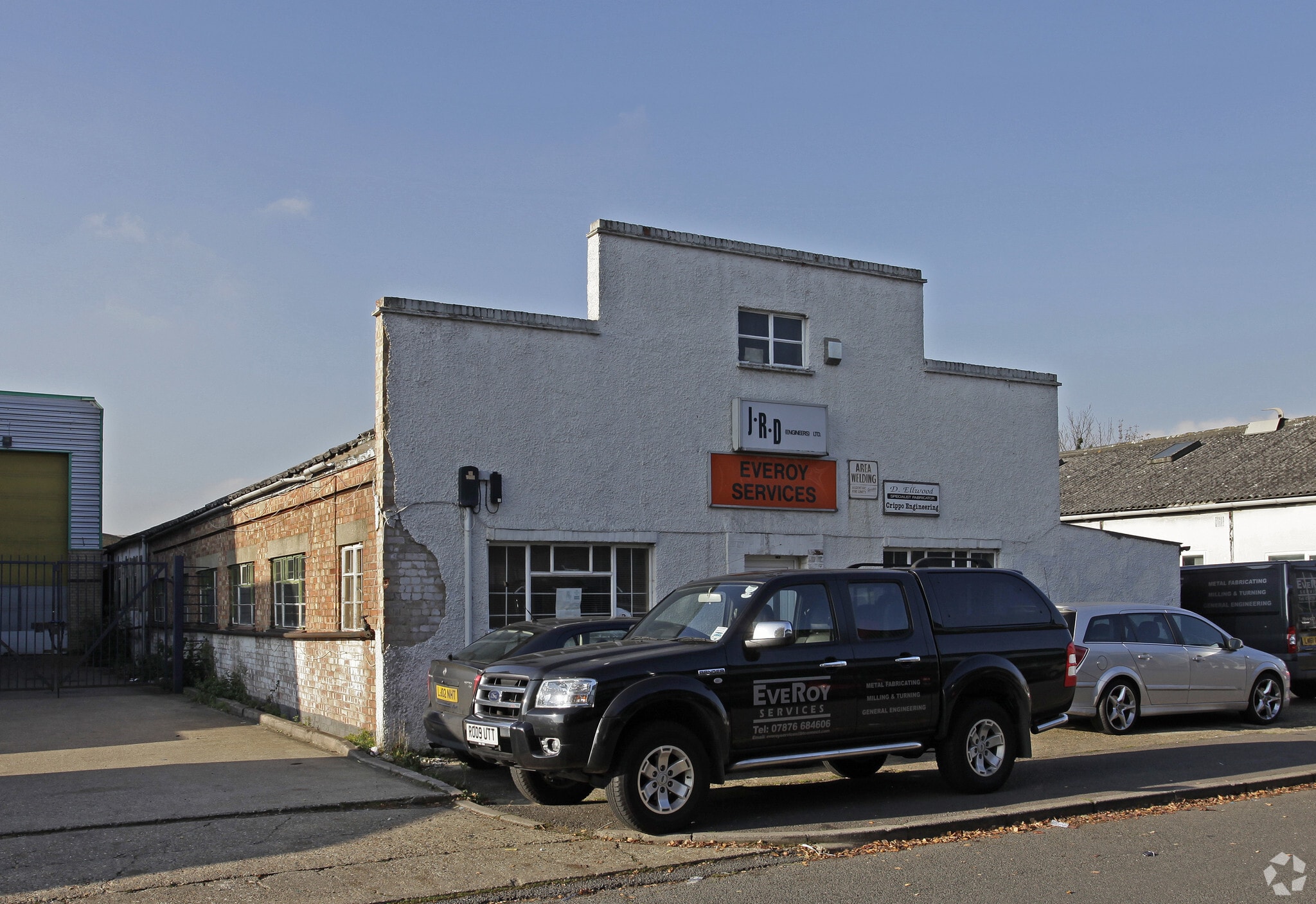 5 Willow Rd, Slough for sale Primary Photo- Image 1 of 1