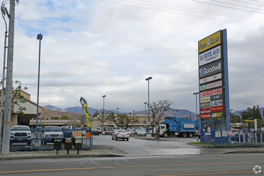 1272712765 Van Nuys Blvd, Pacoima, CA 91331 Retail Space for Lease