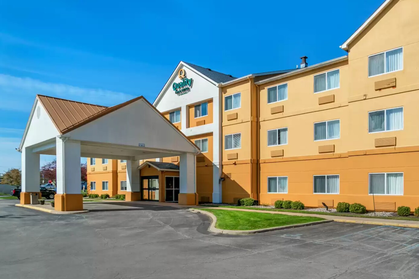 4105 E Wilder Rd, Bay City, MI for sale Primary Photo- Image 1 of 6