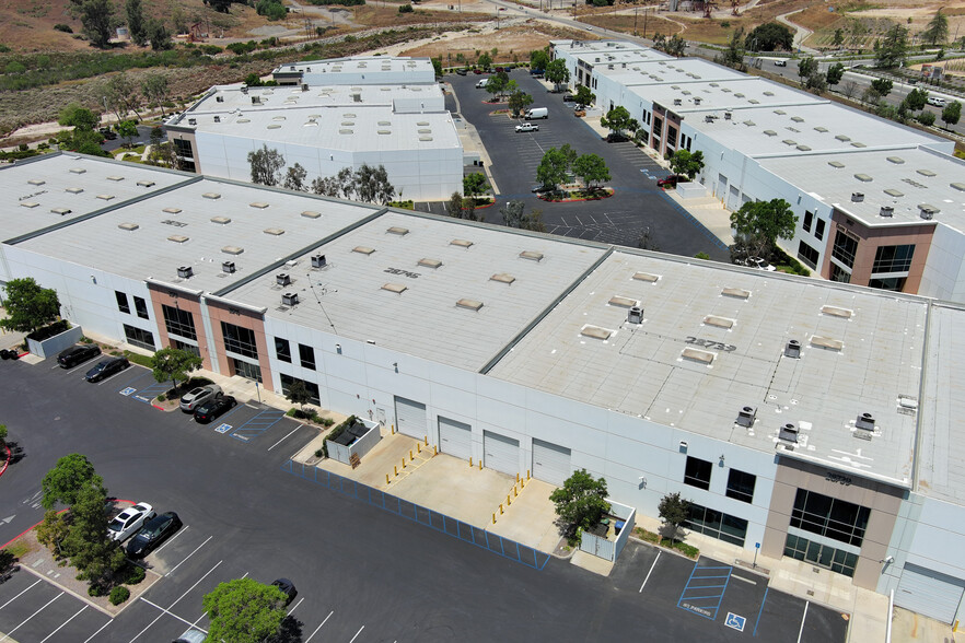 28733-28757 Industry Dr, Valencia, CA for sale - Building Photo - Image 3 of 33