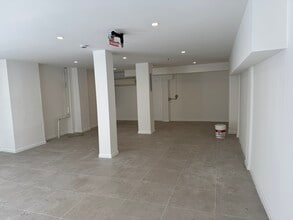 442 Lorimer St, Brooklyn, NY for lease Interior Photo- Image 2 of 4