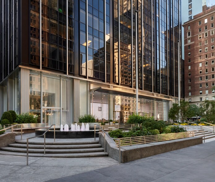 1345 Avenue of the Americas, New York, NY for lease - Building Photo - Image 2 of 7