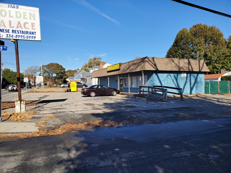 1165 High St, Cumberland, RI 02864
