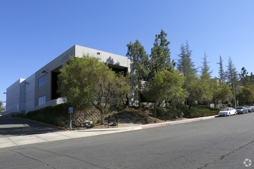 42555 Rio Nedo, Temecula, CA for sale - Primary Photo - Image 1 of 4