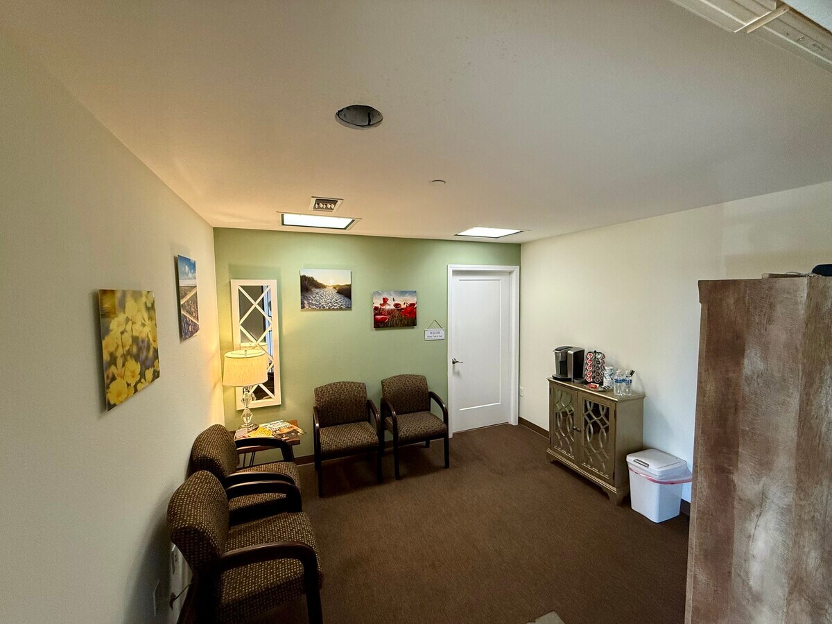 575 Price St, Pismo Beach, CA 93449 - Unit 102 - - Interior Photo - Image 2 of 5