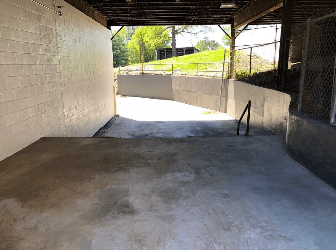 432 Interchange Dr, Dallas, NC 28034 | LoopNet