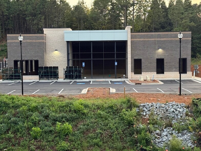 640 Claremore Professional Way, Woodstock, GA for lease - Building Photo - Image 2 of 3