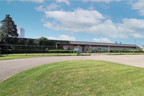 8521 Lyndon St, Detroit, MI for lease - Building Photo - Image 1 of 2