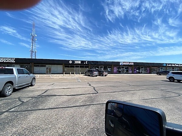 3100-3500 Franklin Ave, Waco, TX for sale Building Photo- Image 1 of 1