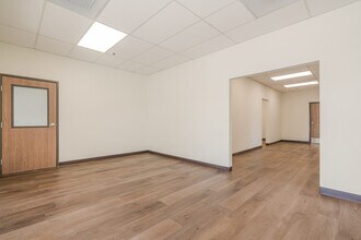 12711 Ramona Blvd, Baldwin Park, CA for lease Interior Photo- Image 2 of 27