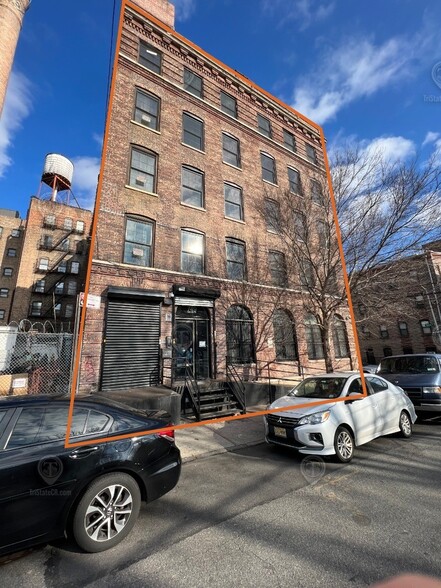 749 E 135th St, Bronx, NY for lease - Building Photo - Image 1 of 1