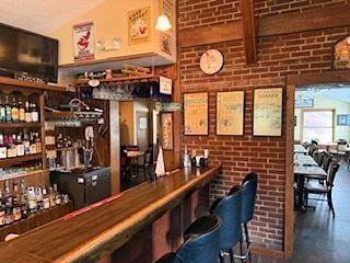 6884 N Ridge Rd, Madison, OH for sale - Interior Photo - Image 2 of 18