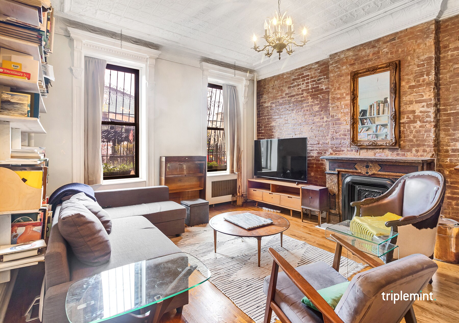 8 Stuyvesant Ave, Brooklyn, NY 11221