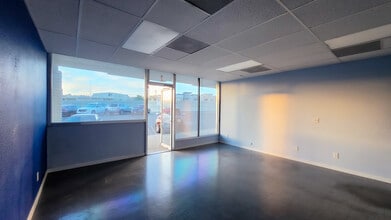 17993 US Highway 18, Apple Valley, CA for lease Interior Photo- Image 2 of 10