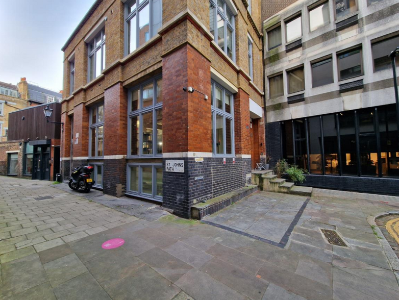 6-8 St John's Sq, London for lease - Building Photo - Image 1 of 6