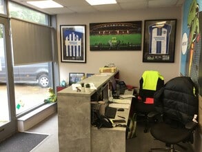 1-5 Cowbeech Hl, Hailsham for lease Interior Photo- Image 1 of 2