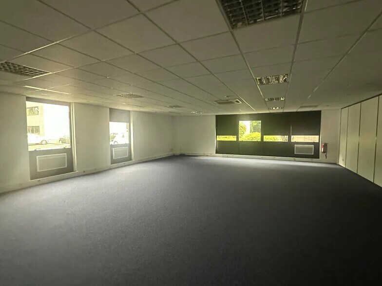 Office in Oberhausbergen for lease - Interior Photo - Image 3 of 5