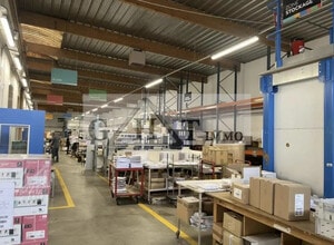 Flex in Colombes for lease Building Photo- Image 2 of 2