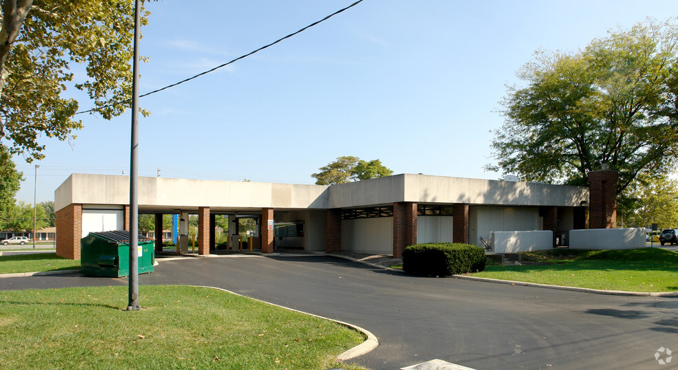 1325 E Dublin Granville Rd, Columbus, OH for sale - Building Photo - Image 3 of 26