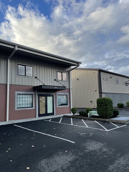 5205 Industrial Pl, Ferndale, WA for lease - Building Photo - Image 1 of 2