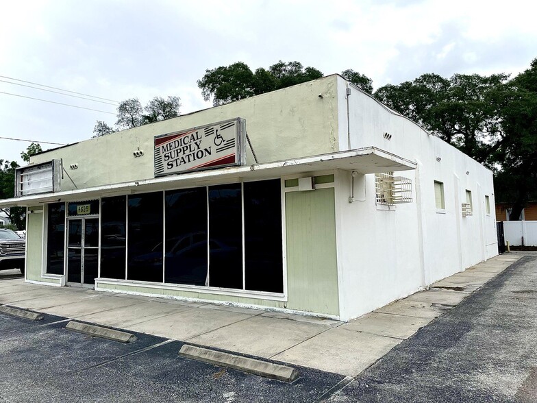 4625 N Nebraska Ave, Tampa, FL for lease - Building Photo - Image 2 of 4