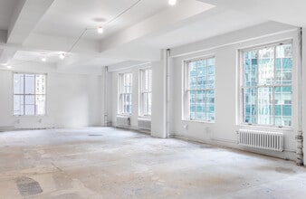 18 E 48th St, New York, NY for lease Interior Photo- Image 1 of 2